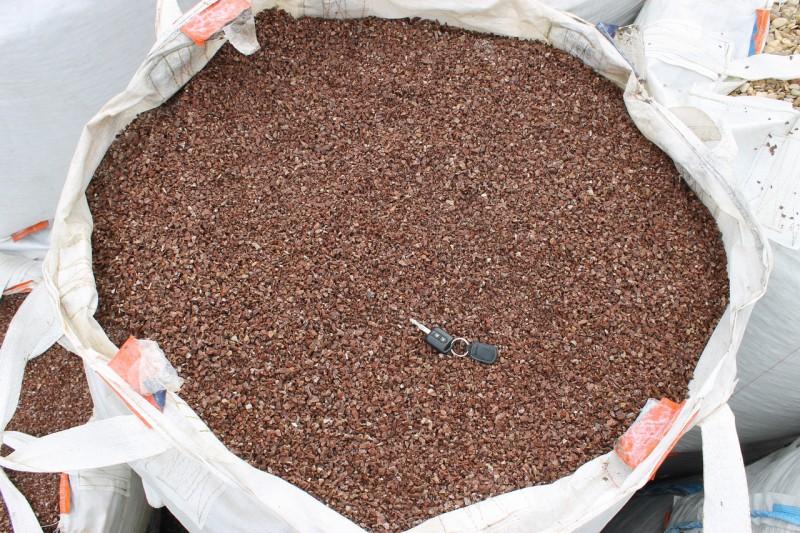 Щебень крошка розовый (мрамор) фр. 5-10 мм.